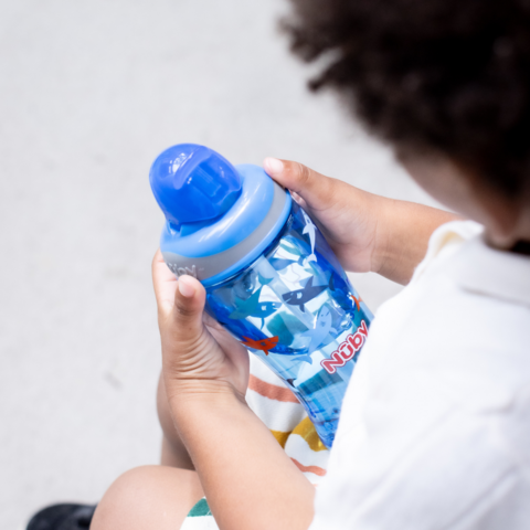 Nuby Flaska Flip It Blå Haj +12m (360ml)