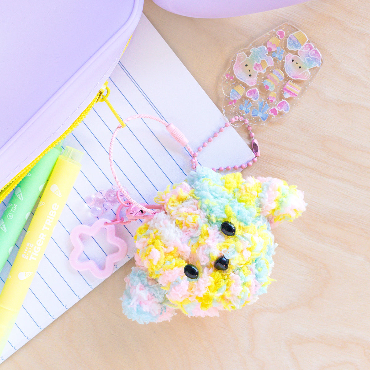 Tiger Tribe Pysselbox Bag Charm Fluffy Dog – bild 6