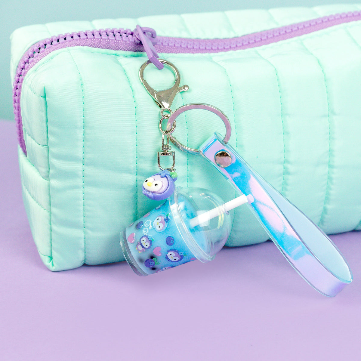 Tiger Tribe Pysselbox Bag Charm Blueberry Bubble Tea – bild 5