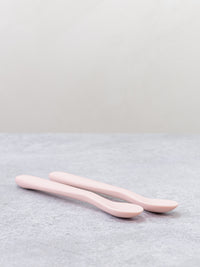 Thumbnail for Lily & Lo Mjuk Matningssked Silikon Light Pink (2-pack)