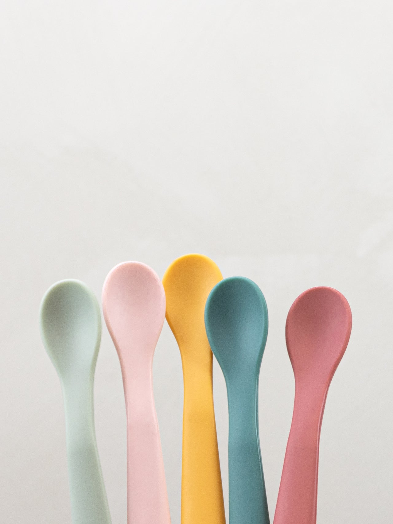 Lily & Lo Mjuk Matningssked Blandade färger (5-pack)