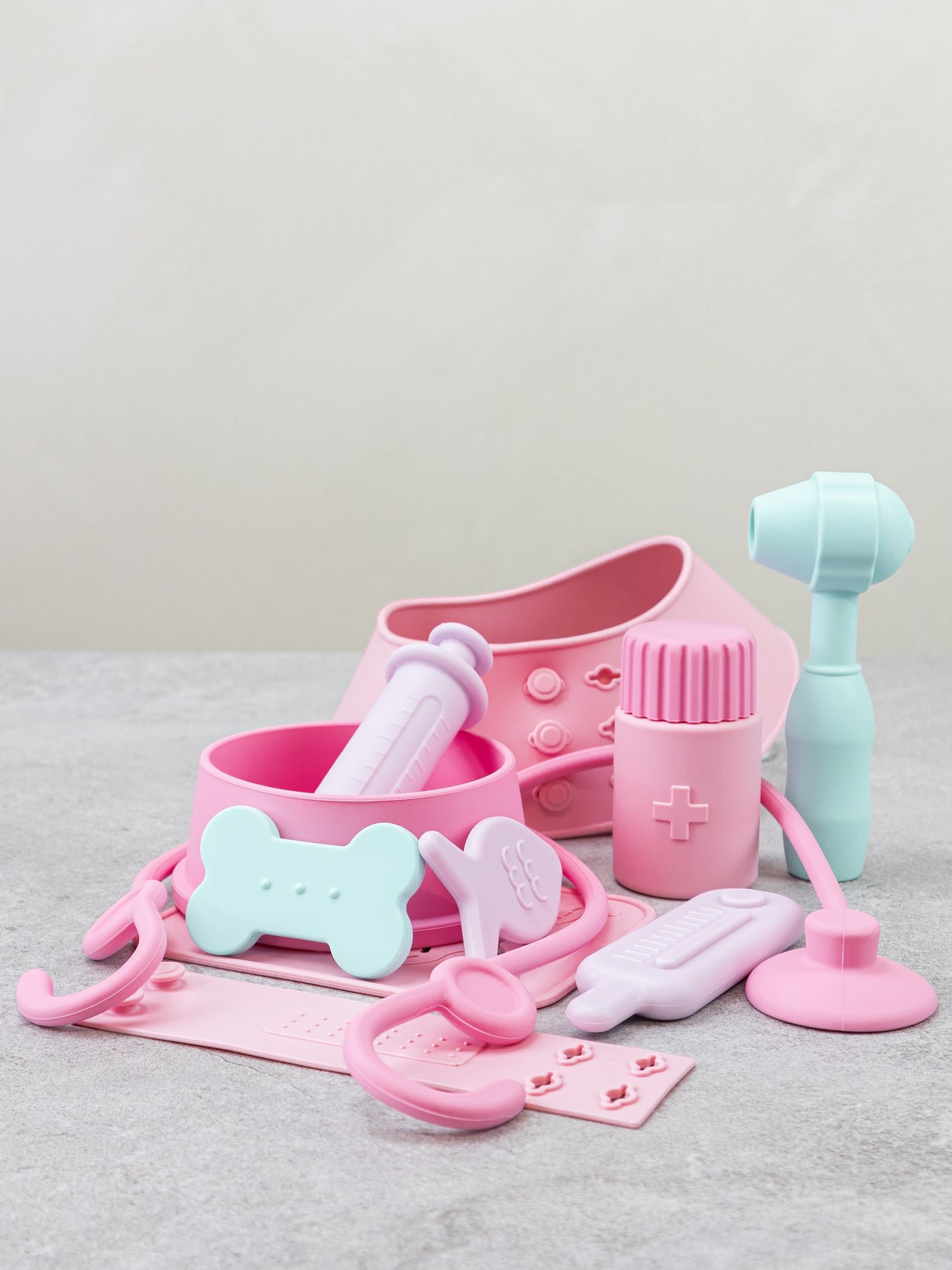 Lily & Lo Veterinärset Silikon Soft Pink (12 delar)