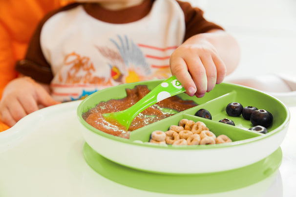 Munchkin Tallrik med sugplatta Stay Put