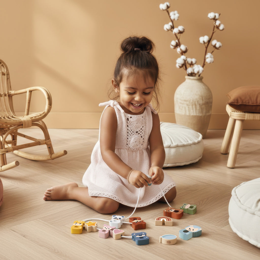 Speedy Monkey Träpärlor på snöre Lacing Beads – lifestylebild