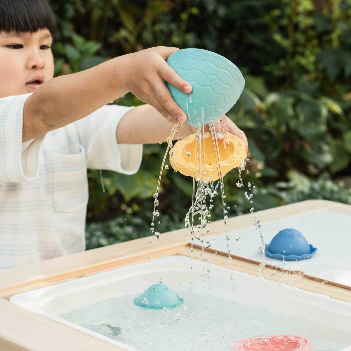 Tiger Tribe Badleksak Stack & Pour Bath Egg