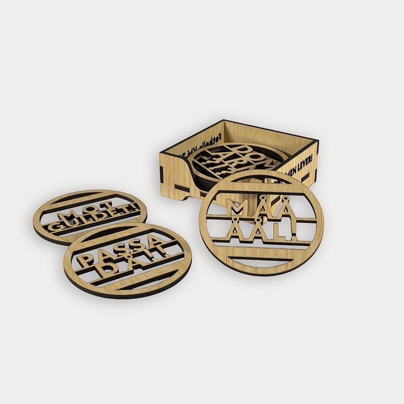 Glasunderlägg i trä Fotbolls-VM Hejarop, 6-pack (⌀ 9,6cm)