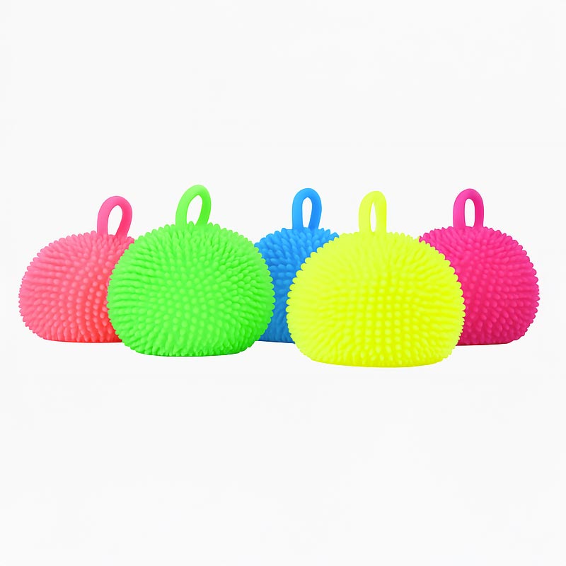 Suntoy Gummiboll med piggar (8cm)