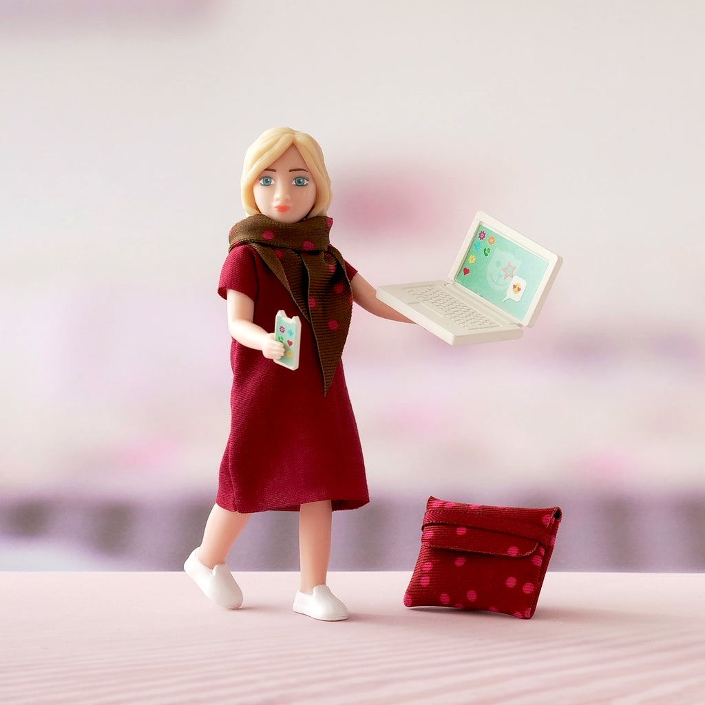 Lundby dukkehusdukke med computer