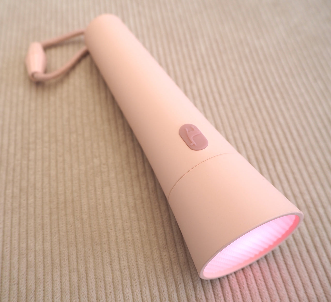 Lalarma Rosa Dimbar ficklampa med färgskiftande funktion