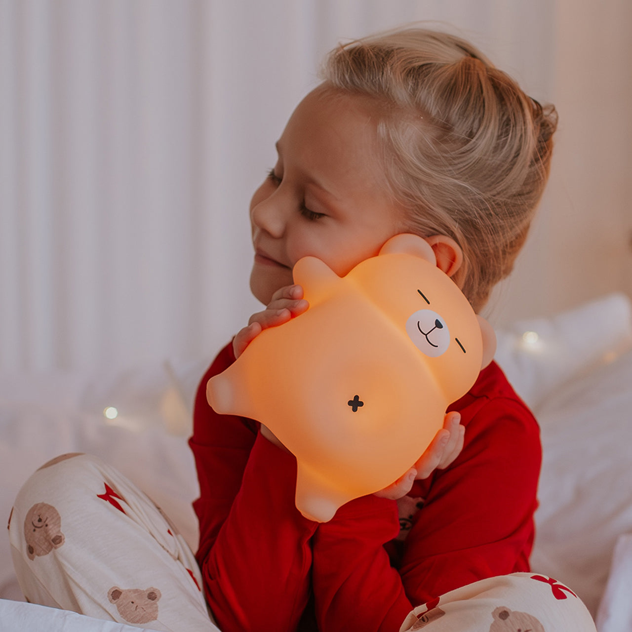 Mary's LED-Nattlampa Snarkande Nalle (USB-laddning)