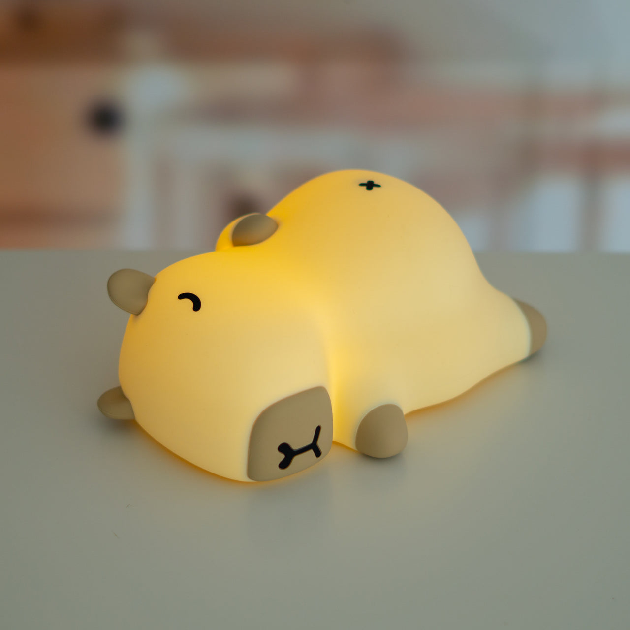 Mary's LED-Nattlampa Snarkande Kapybara (USB-laddning)