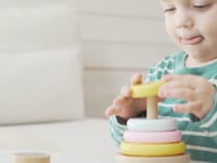 Pippi Stapelleksak i trä